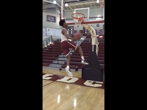 Tee Higgins thought he would be a basketball player?