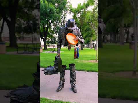 The Magic of the Statue #shorts#magic#zachking