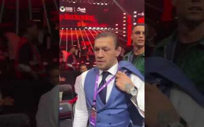 McGregor & Ronaldo hanging out 👀