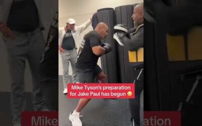 Day 1 of Mike Tyson’s preparation for Jake Paul 😳🥊