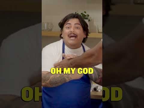 Jordan Mailata can COOK!